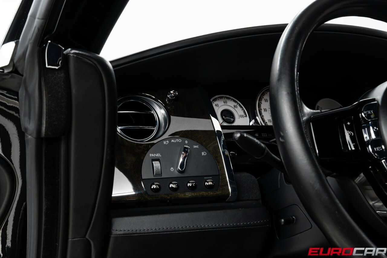 2016 Rolls-Royce Wraith  * STARLIGHT HEADLINER * FRESH SERVICE* - Photo 23 - Costa Mesa, CA 92626