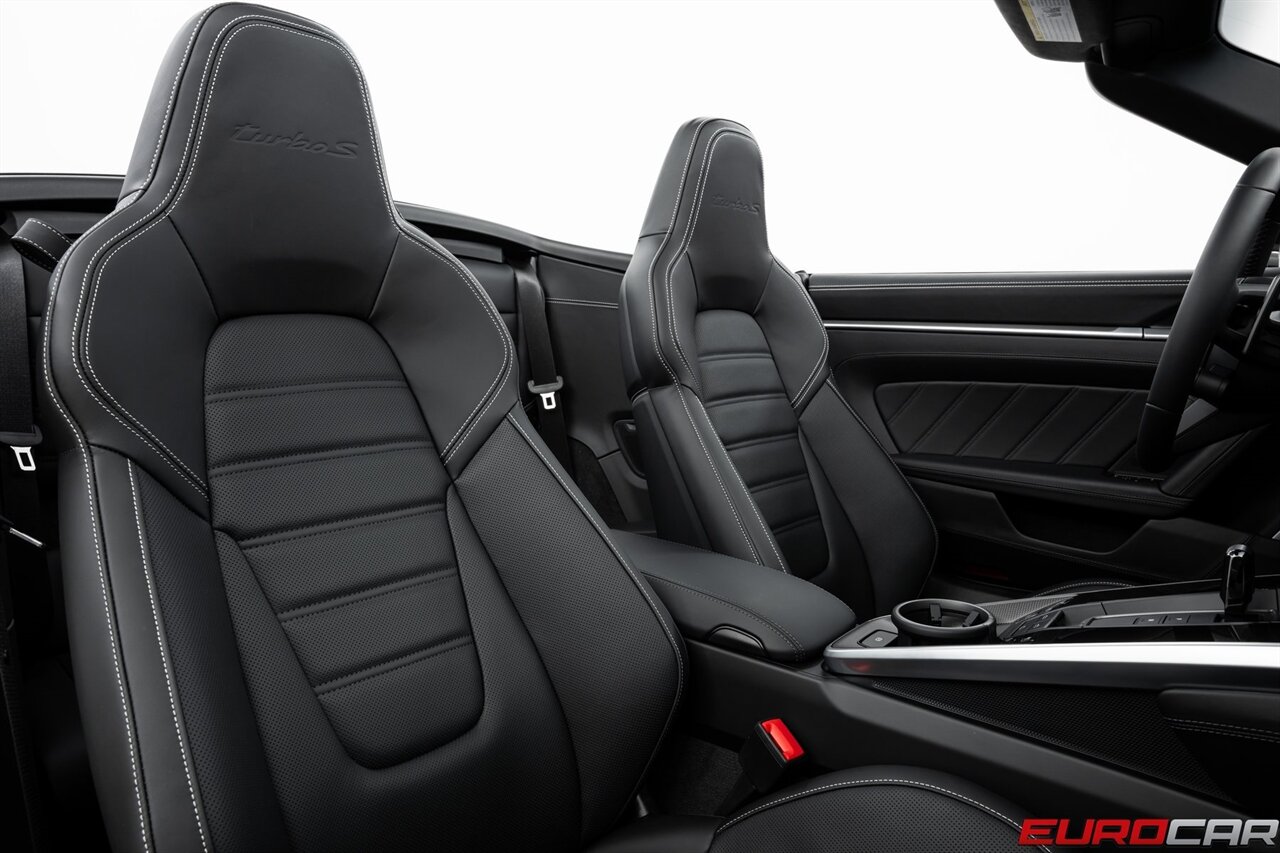2025 Porsche 911 Turbo S *SPORTDESIGN PACKAGE * FRONT AXLE LIFT* - Photo 39 - Costa Mesa, CA 92626