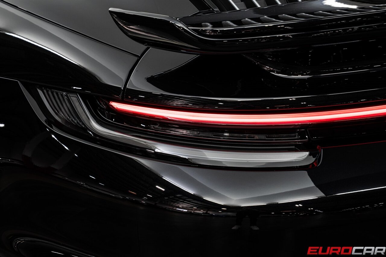 2025 Porsche 911 Turbo S *SPORTDESIGN PACKAGE * FRONT AXLE LIFT* - Photo 21 - Costa Mesa, CA 92626