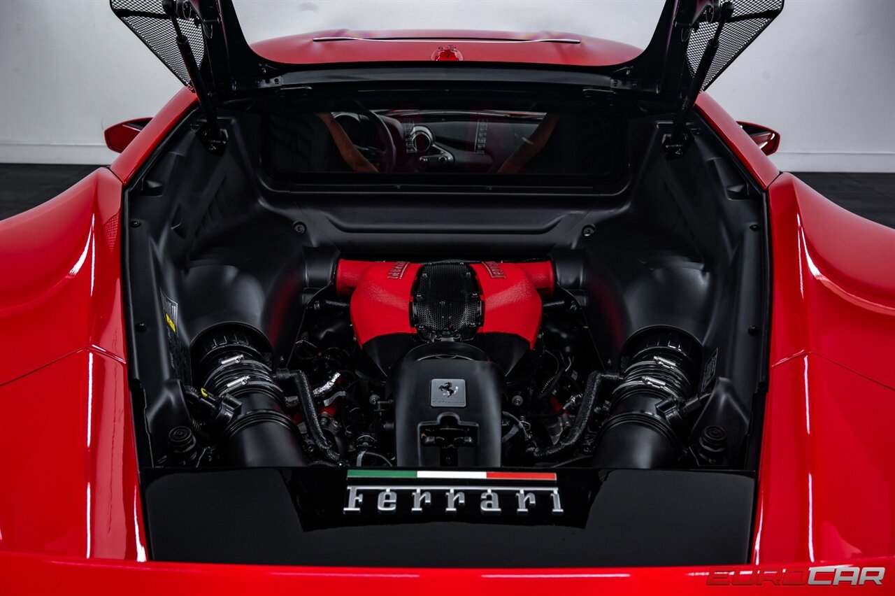 2022 Ferrari F8  *SUSPENSION LIFTER * CARBON STEERING WHEEL* - Photo 19 - Costa Mesa, CA 92626