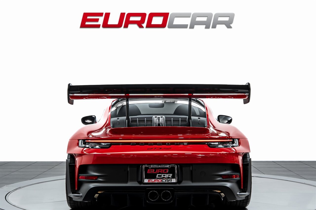 2025 Porsche 911 GT3 RS *WEISSACH PACKAGE * CARBON BUCKET SEATS* *WEISSACH PACKAGE * FRONT AXLE LIFT * RARE COLOR* - Photo 4 - Costa Mesa, CA 92626
