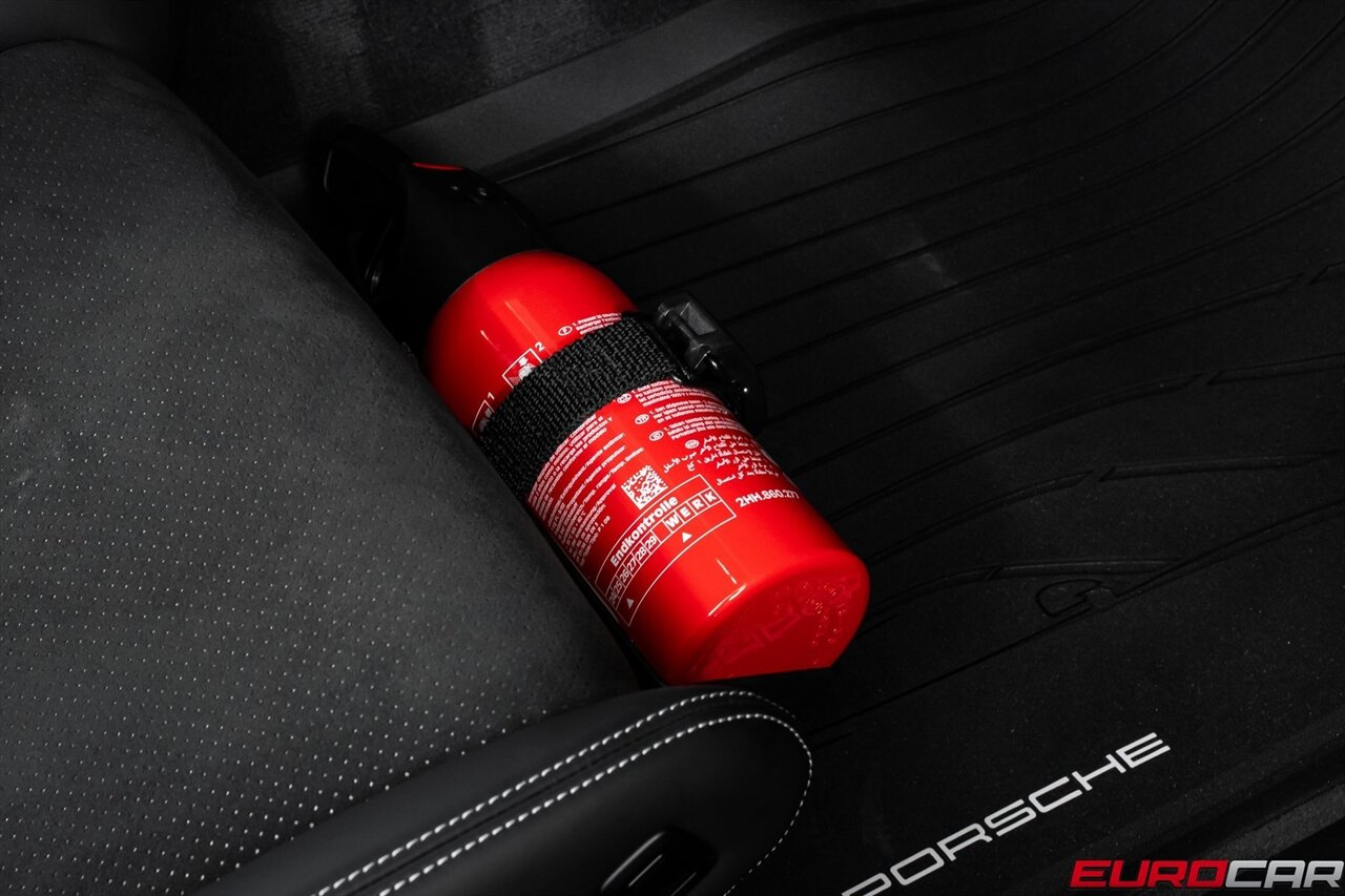 2025 Porsche 911 GT3 RS *WEISSACH PACKAGE * CARBON BUCKET SEATS* *WEISSACH PACKAGE * FRONT AXLE LIFT * RARE COLOR* - Photo 44 - Costa Mesa, CA 92626