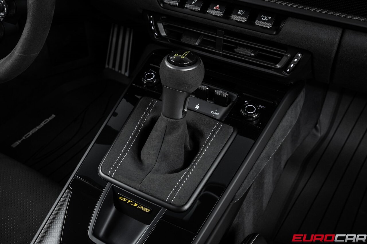 2025 Porsche 911 GT3 RS *WEISSACH PACKAGE * FRONT AXLE LIFT * RARE COLOR* - Photo 39 - Costa Mesa, CA 92626