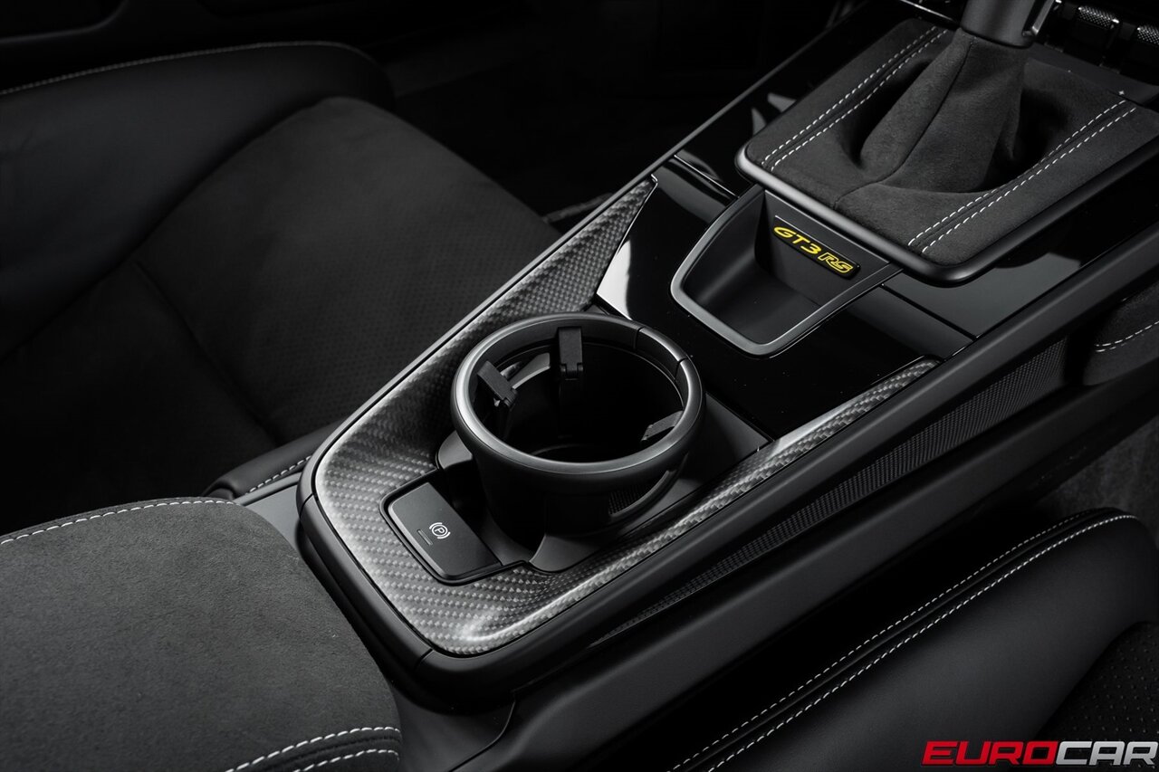 2025 Porsche 911 GT3 RS *WEISSACH PACKAGE * CARBON BUCKET SEATS* *WEISSACH PACKAGE * FRONT AXLE LIFT * RARE COLOR* - Photo 39 - Costa Mesa, CA 92626