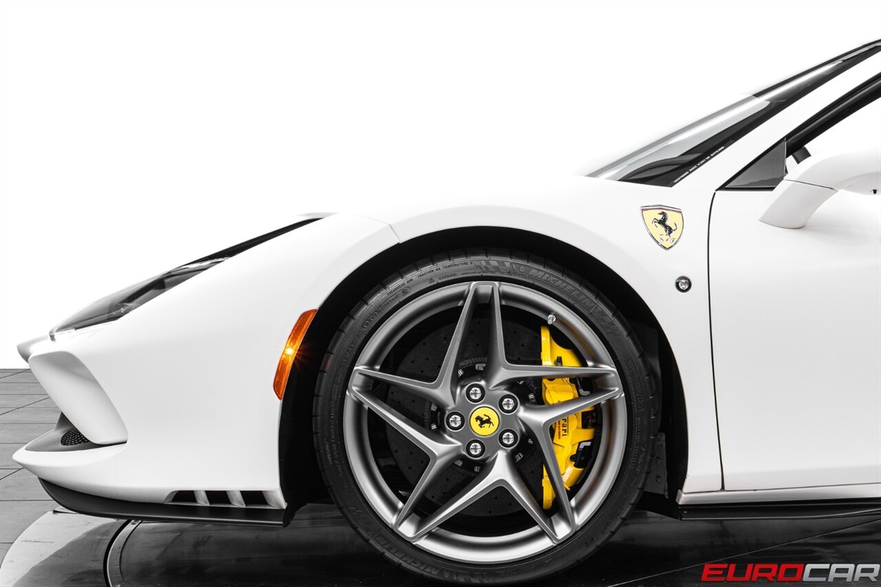 2022 Ferrari F8  *SUSPENSION LIFTER * CARBON OPTIONS* - Photo 16 - Costa Mesa, CA 92626