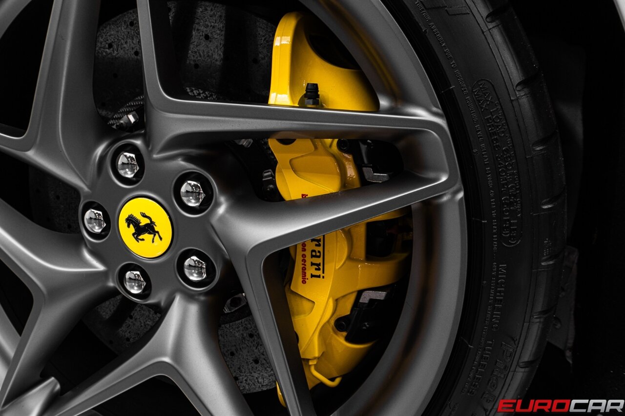 2022 Ferrari F8  *SUSPENSION LIFTER * CARBON OPTIONS* - Photo 24 - Costa Mesa, CA 92626