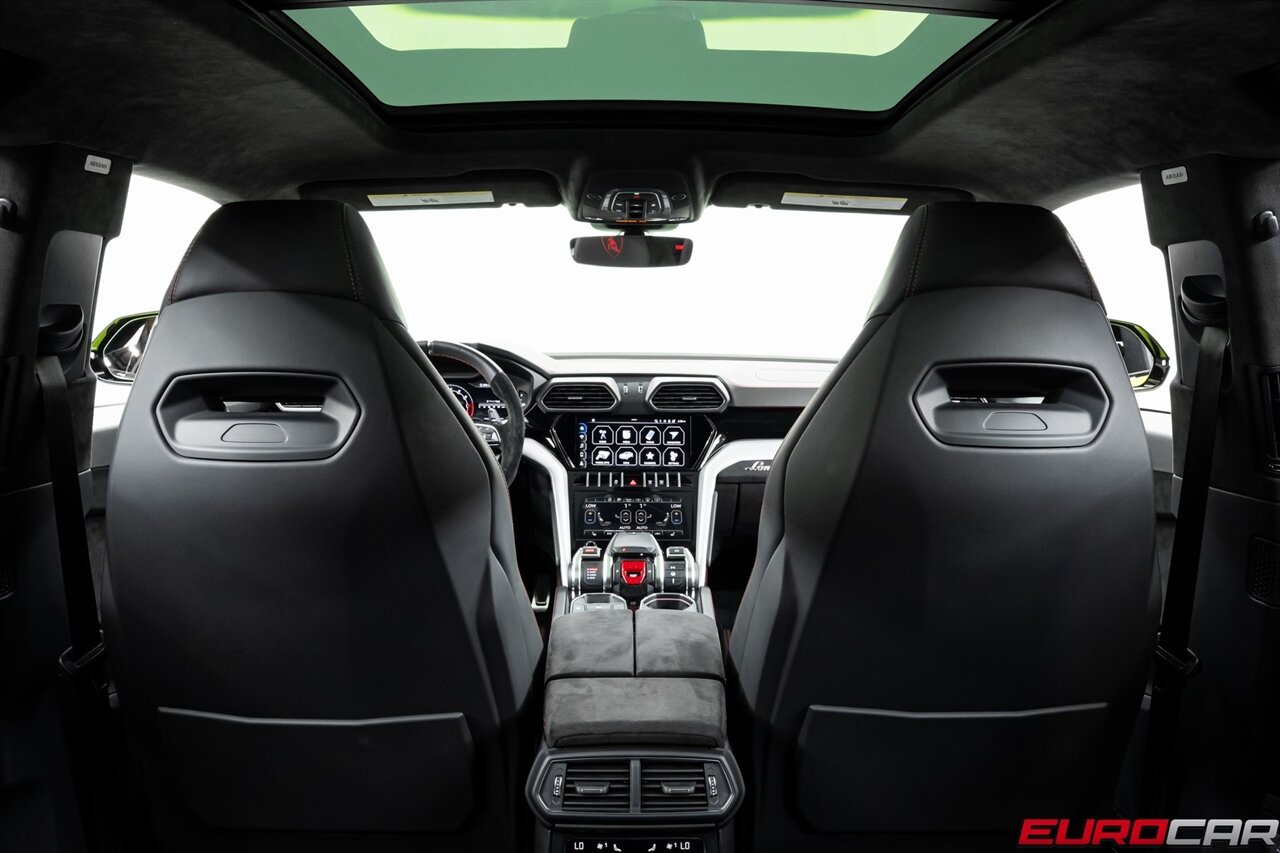 2022 Lamborghini Urus *HIGH GLOSS BLACK STYLE PACKAGE * FRONT PPF* - Photo 23 - Costa Mesa, CA 92626
