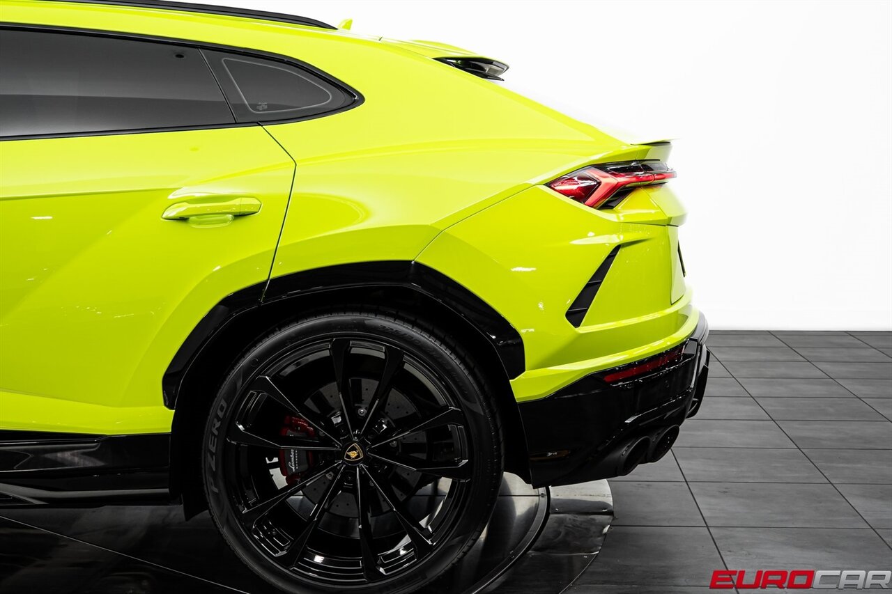 2022 Lamborghini Urus *HIGH GLOSS BLACK STYLE PACKAGE * FRONT PPF* - Photo 13 - Costa Mesa, CA 92626