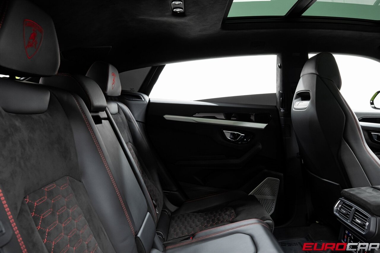2022 Lamborghini Urus *HIGH GLOSS BLACK STYLE PACKAGE * FRONT PPF* - Photo 35 - Costa Mesa, CA 92626