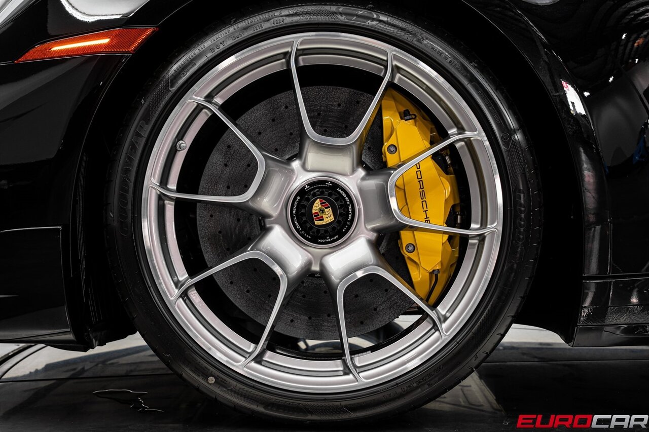 2025 Porsche 911 Turbo S  *HUGE OPTIONS * SPORTDESIGN PACKAGE * FRONT AXLE LIFT* - Photo 25 - Costa Mesa, CA 92626