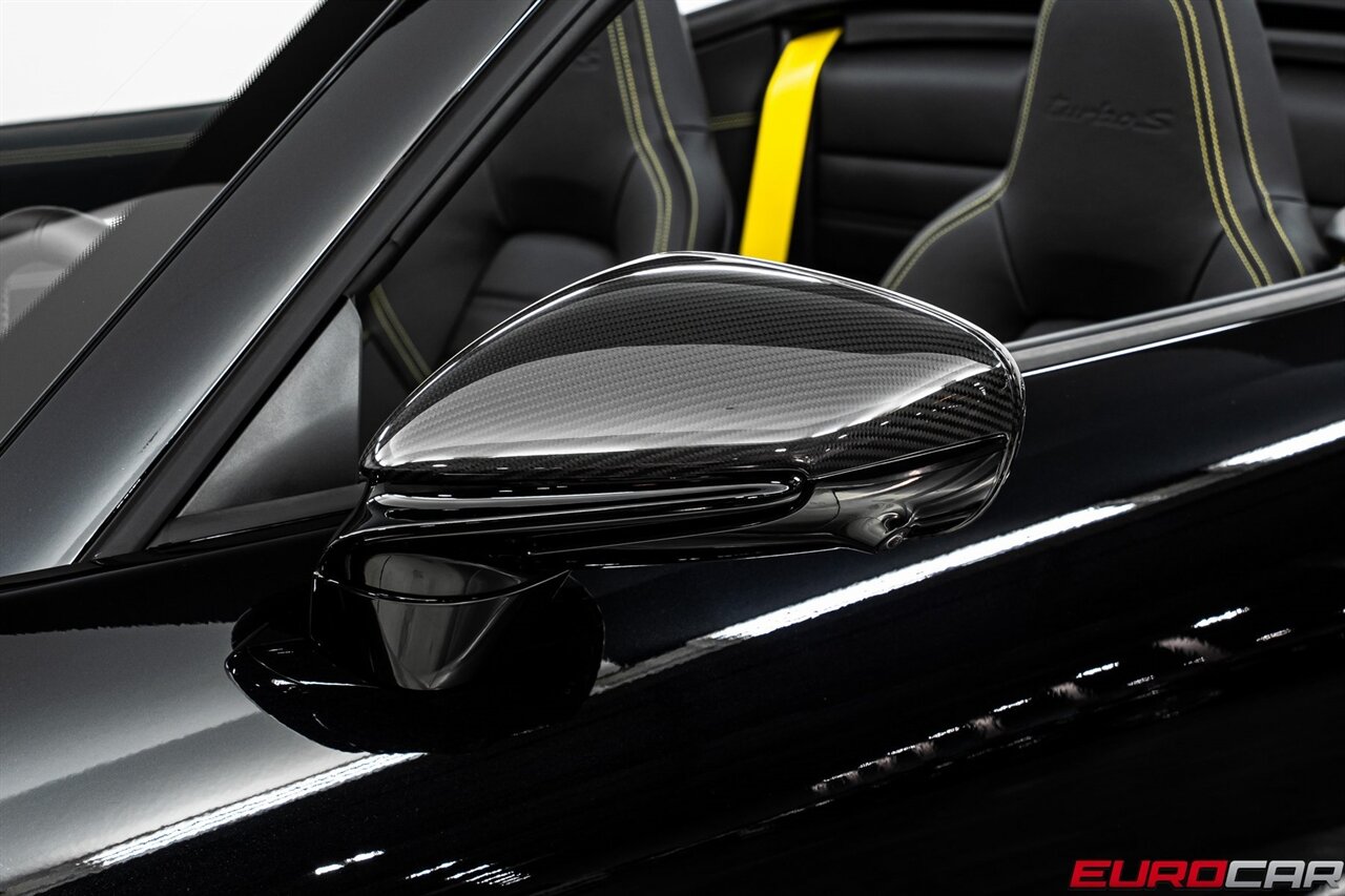 2025 Porsche 911 Turbo S  *HUGE OPTIONS * SPORTDESIGN PACKAGE * FRONT AXLE LIFT* - Photo 17 - Costa Mesa, CA 92626