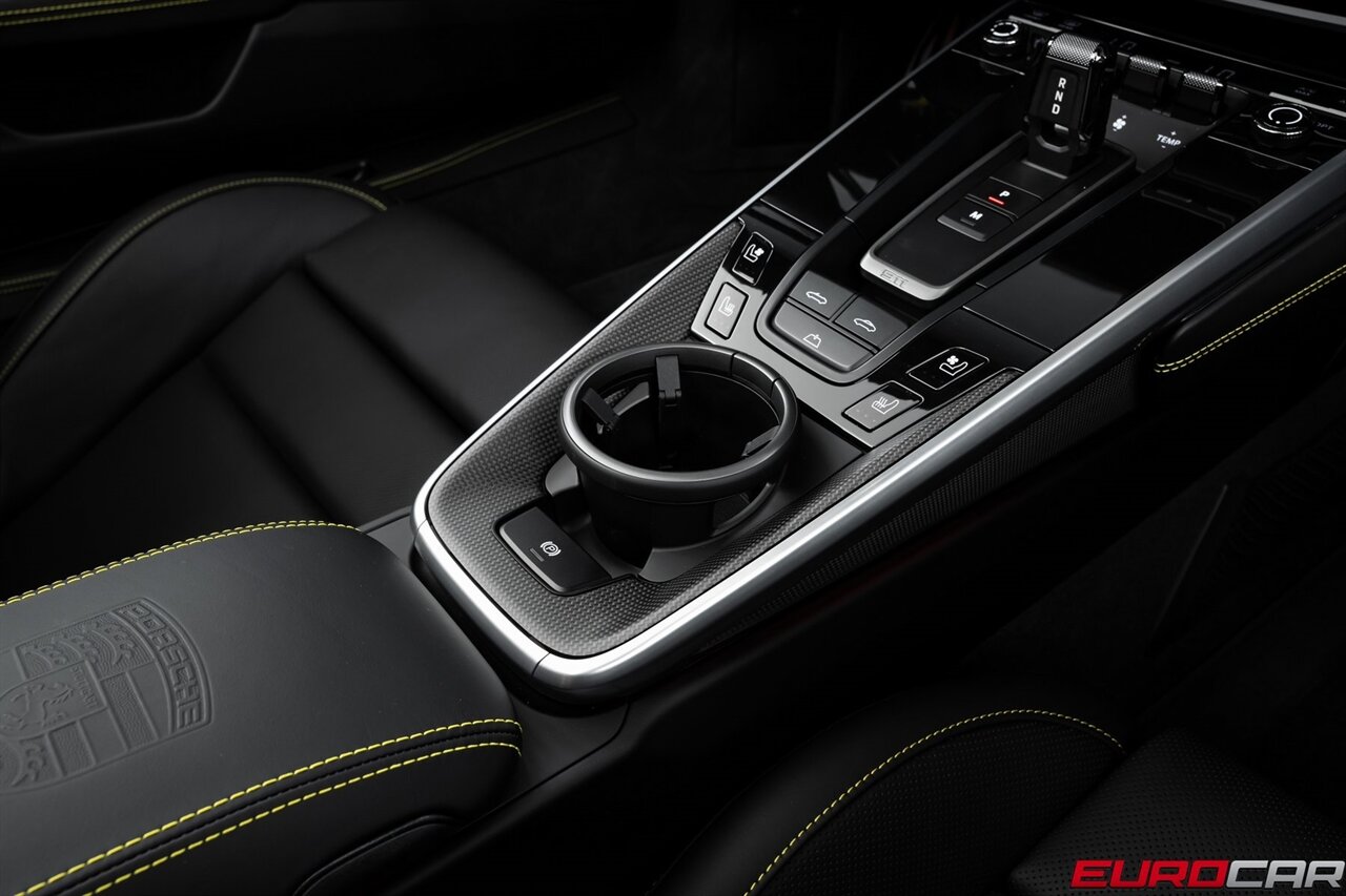 2025 Porsche 911 Turbo S  *HUGE OPTIONS * SPORTDESIGN PACKAGE * FRONT AXLE LIFT* - Photo 39 - Costa Mesa, CA 92626