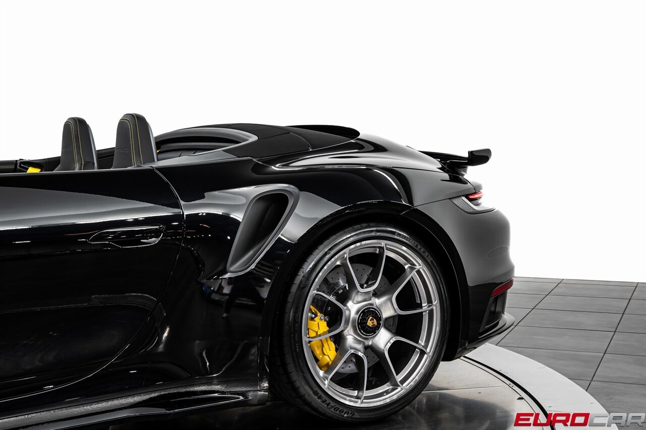 2025 Porsche 911 Turbo S  *HUGE OPTIONS * SPORTDESIGN PACKAGE * FRONT AXLE LIFT* - Photo 18 - Costa Mesa, CA 92626