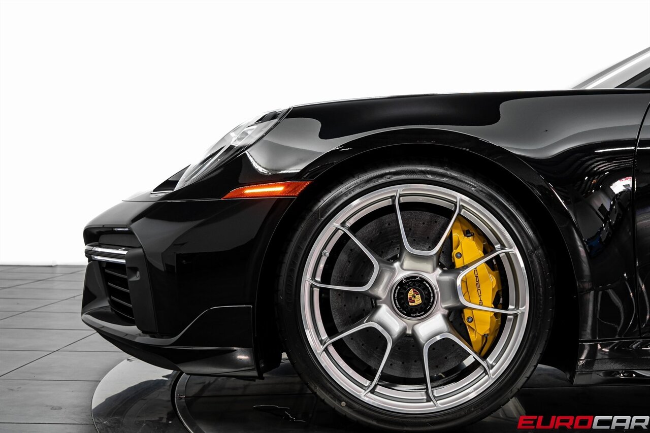 2025 Porsche 911 Turbo S  *HUGE OPTIONS * SPORTDESIGN PACKAGE * FRONT AXLE LIFT* - Photo 16 - Costa Mesa, CA 92626