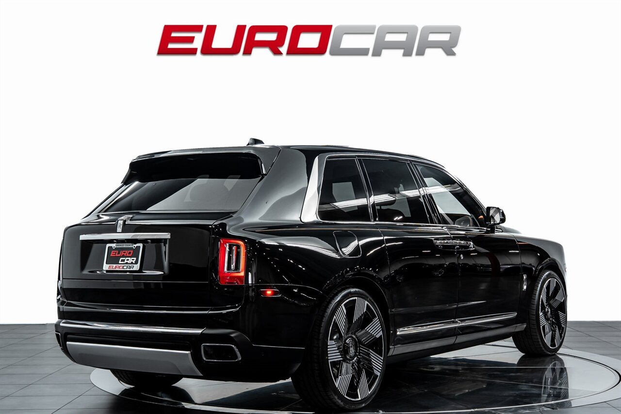 2020 Rolls-Royce Cullinan *STARLIGHT HEADLINER * REAR THEATER CONFIGURATION*   - Photo 6 - Costa Mesa, CA 92626