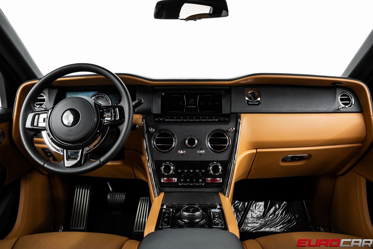 2020 Rolls-Royce Cullinan *STARLIGHT HEADLINER * REAR THEATER CONFIGURATION*   - Photo 26 - Costa Mesa, CA 92626