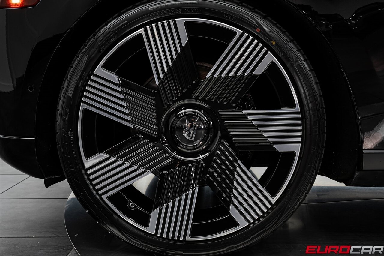 2020 Rolls-Royce Cullinan *STARLIGHT HEADLINER * REAR THEATER CONFIGURATION*   - Photo 21 - Costa Mesa, CA 92626