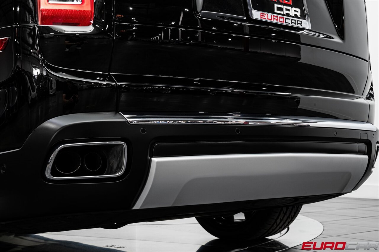 2020 Rolls-Royce Cullinan *STARLIGHT HEADLINER * REAR THEATER CONFIGURATION*   - Photo 20 - Costa Mesa, CA 92626