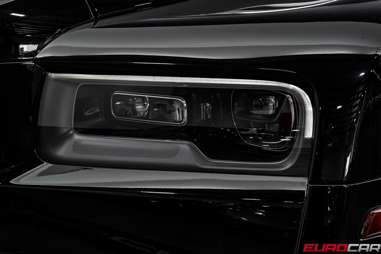 2020 Rolls-Royce Cullinan *STARLIGHT HEADLINER * REAR THEATER CONFIGURATION*   - Photo 12 - Costa Mesa, CA 92626