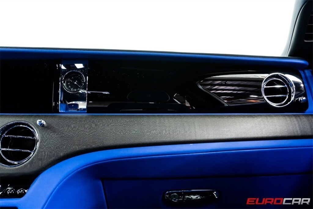 2024 Rolls-Royce Ghost  *BLACK BADGE WHEELS * STARLIGHT HEADLINER * BESPOKE INTERIOR* - Photo 37 - Costa Mesa, CA 92626