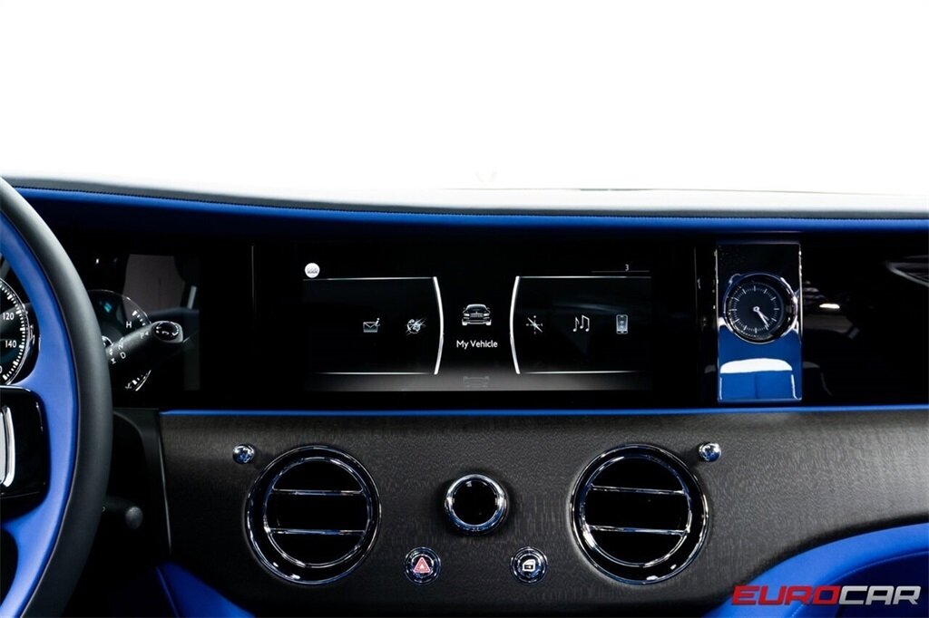 2024 Rolls-Royce Ghost  *BLACK BADGE WHEELS * STARLIGHT HEADLINER * BESPOKE INTERIOR* - Photo 33 - Costa Mesa, CA 92626