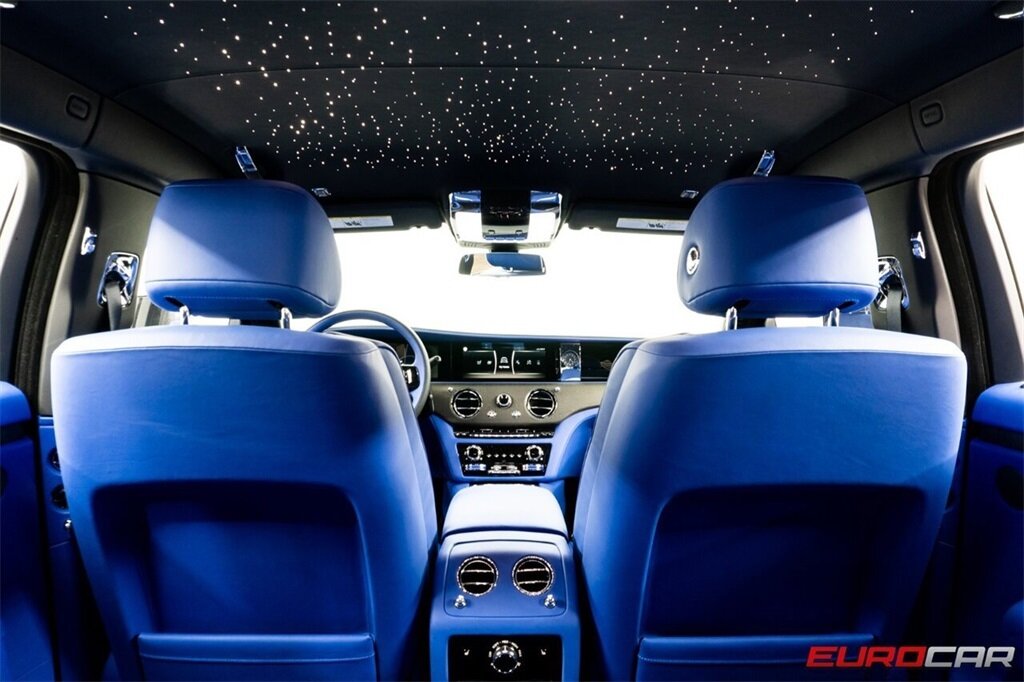 2024 Rolls-Royce Ghost  *BLACK BADGE WHEELS * STARLIGHT HEADLINER * BESPOKE INTERIOR* - Photo 39 - Costa Mesa, CA 92626