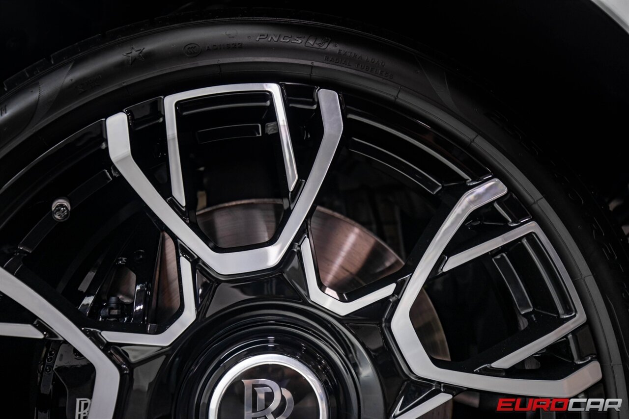 2024 Rolls-Royce Ghost  BLACK BADGE WHEELS *STARLIGHT HEADLINER * BESPOKE INTERIOR* - Photo 16 - Costa Mesa, CA 92626