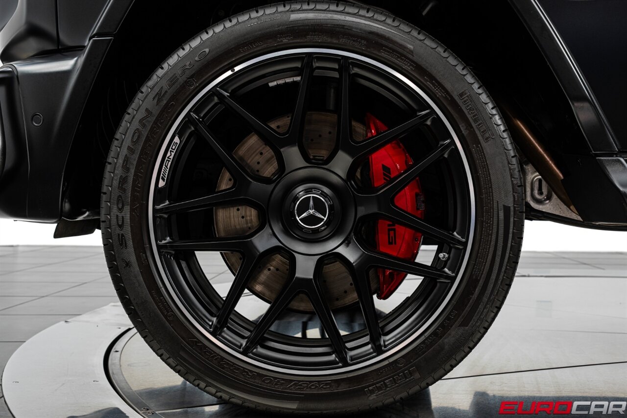 2023 Mercedes-Benz AMG G 63 *AMG PERFORMANCE PACKAGE * MANUFAKTUR INTERIOR PLUS PACKAGE* - Photo 19 - Costa Mesa, CA 92626