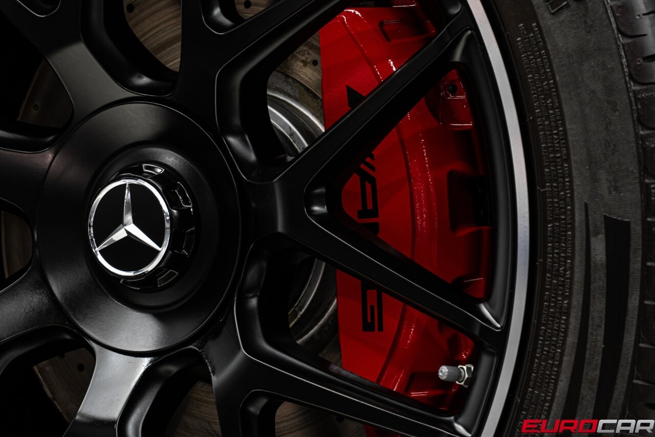 2023 Mercedes-Benz AMG G 63 *AMG PERFORMANCE PACKAGE * MANUFAKTUR INTERIOR PLUS PACKAGE* - Photo 20 - Costa Mesa, CA 92626