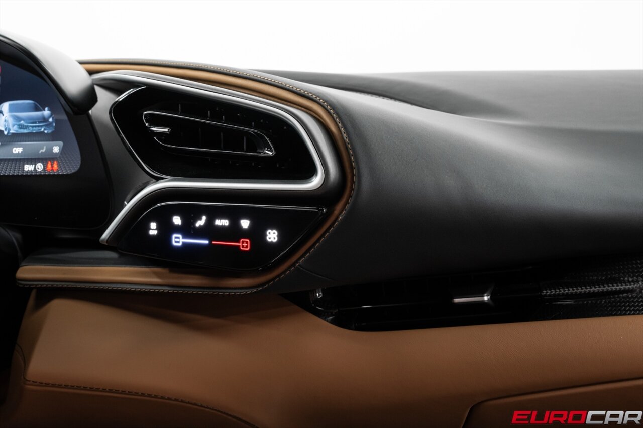 2024 Ferrari 296 GTB * SUSPENSION LIFTER * PASSENGER DISPLAY * FRONT PPF* - Photo 32 - Costa Mesa, CA 92626
