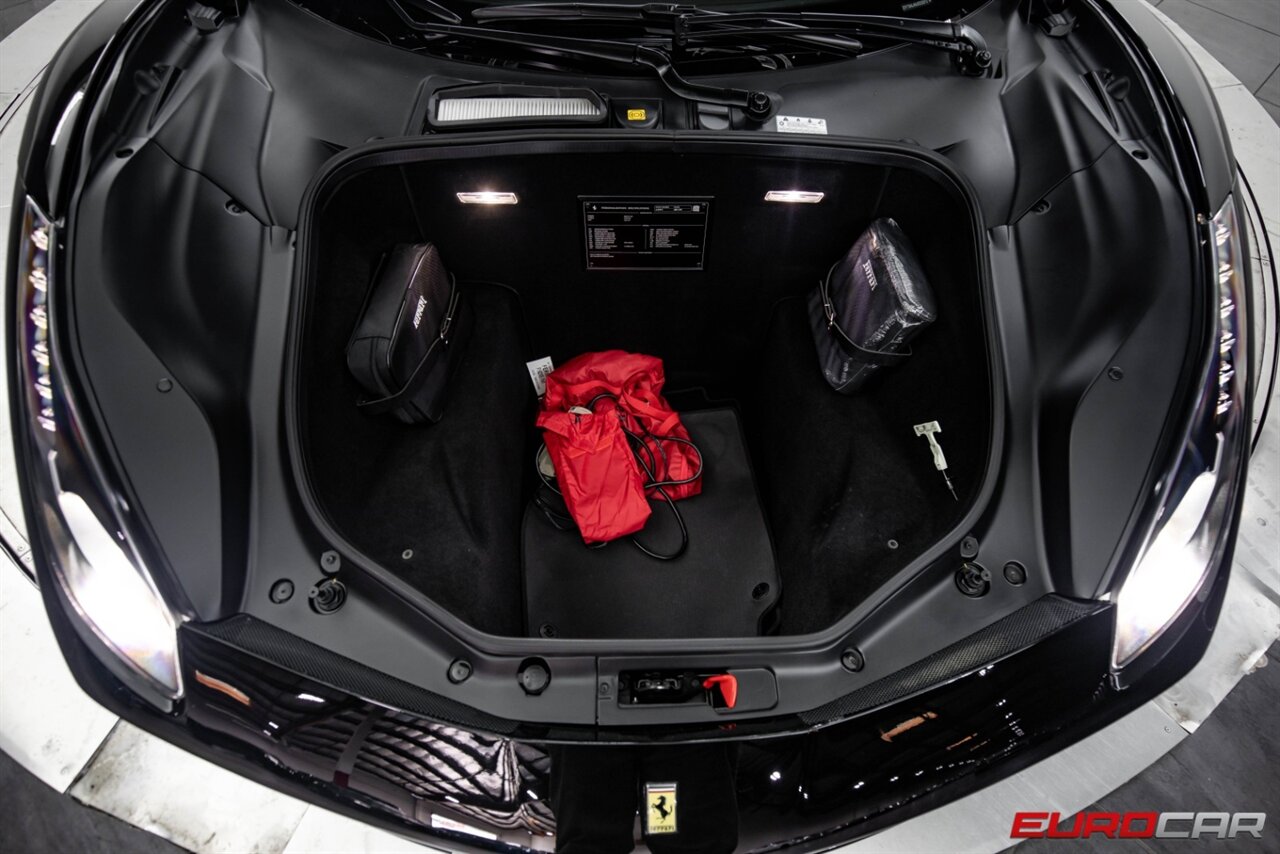 2018 Ferrari 488  *SUSPENSION LIFTER * HUGE CARBON OPTIONS* - Photo 16 - Costa Mesa, CA 92626