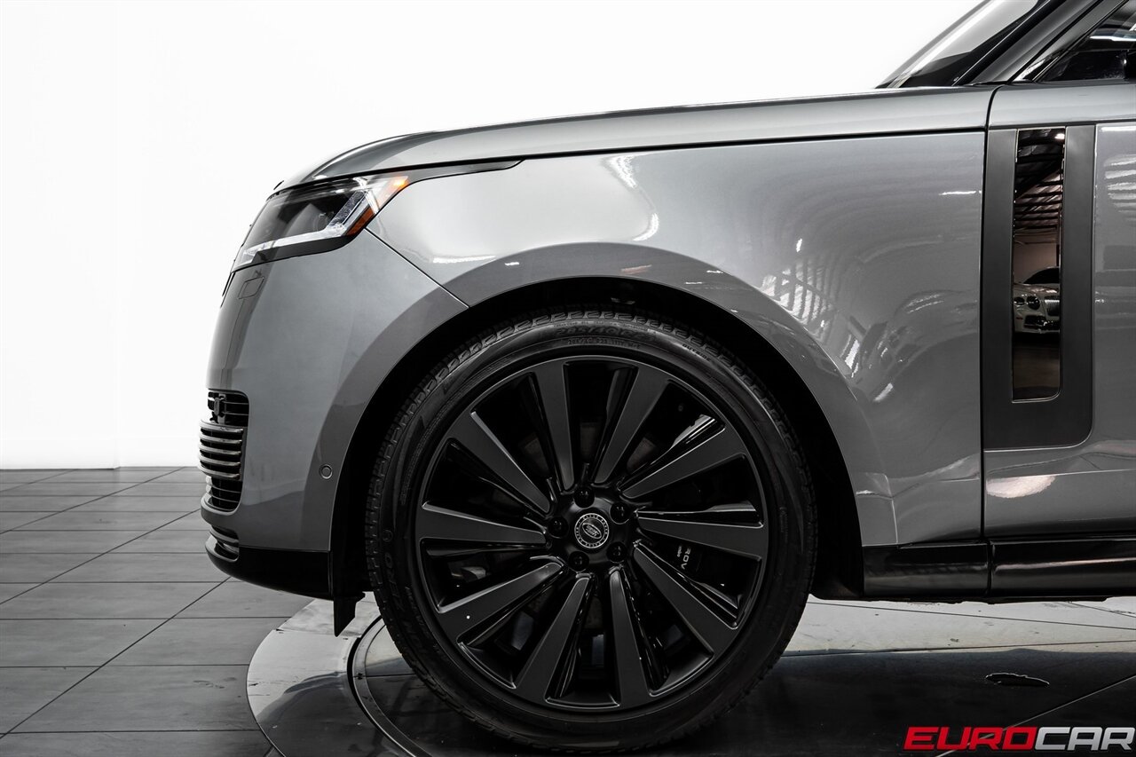 2024 Land Rover Range Rover P615 SV  *MASSIVE $224,610 MSRP * 23 " FORGED WHEELS * EXECUTIVE CLASS REAR SEATS* - Photo 13 - Costa Mesa, CA 92626