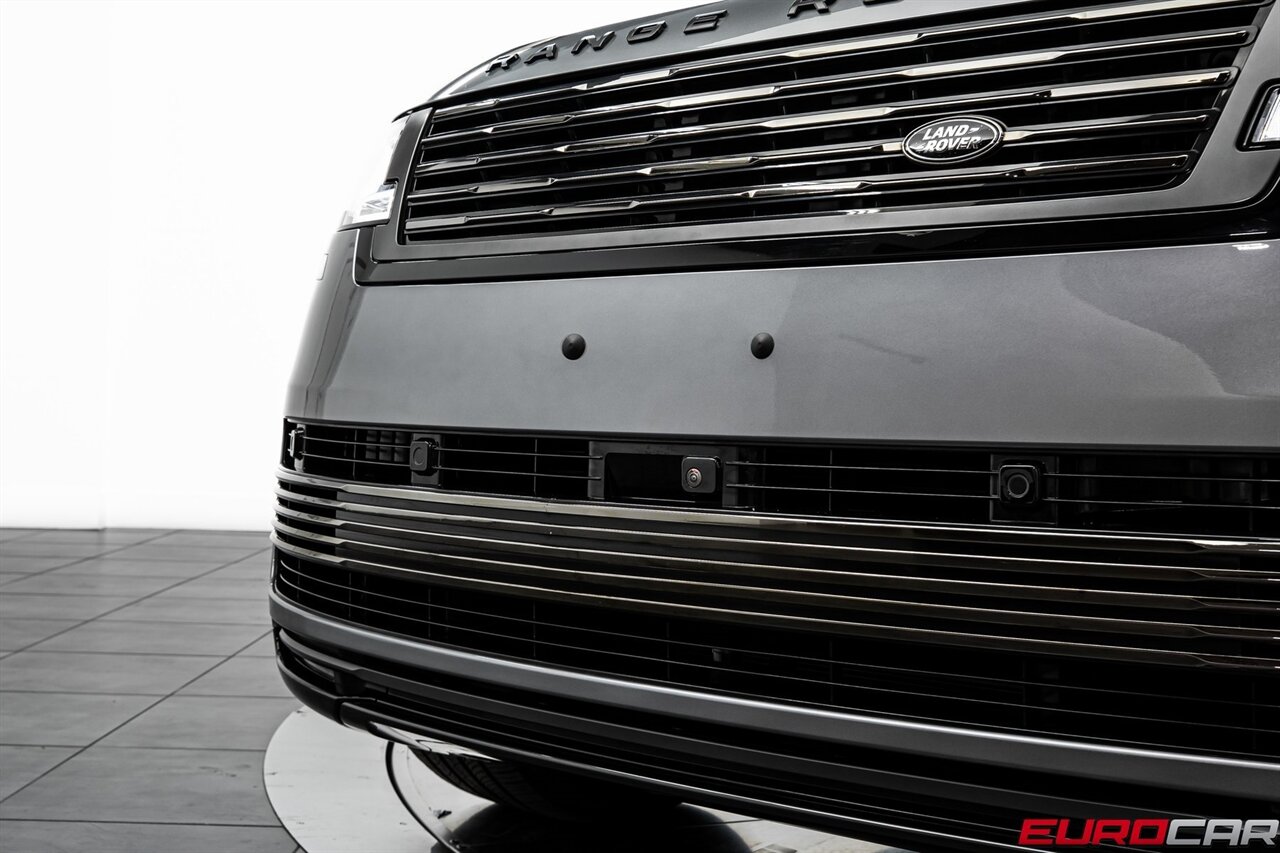 2024 Land Rover Range Rover P615 SV  *MASSIVE $224,610 MSRP * 23 " FORGED WHEELS * EXECUTIVE CLASS REAR SEATS* - Photo 11 - Costa Mesa, CA 92626