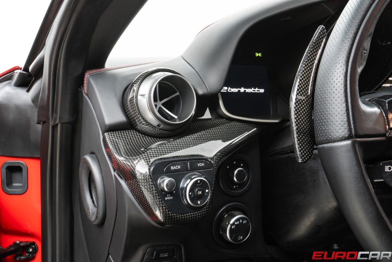 2016 Ferrari F12berlinetta  *CARBON FIBER INTERIOR * LESS THAN 9,000 MILES* - Photo 29 - Costa Mesa, CA 92626