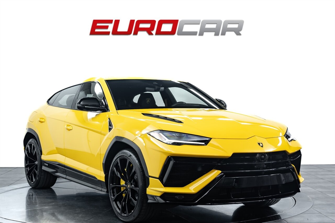 2024 Lamborghini Urus  *HIGH GLOSS BLACK STYLE PACKAGE * 23 " WHEELS* - Photo 7 - Costa Mesa, CA 92626