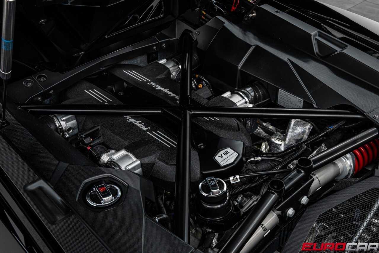 2019 Lamborghini Aventador LP 740-4 S *FORGED WHEELS * STUNNING RED INTERIOR* - Photo 22 - Costa Mesa, CA 92626