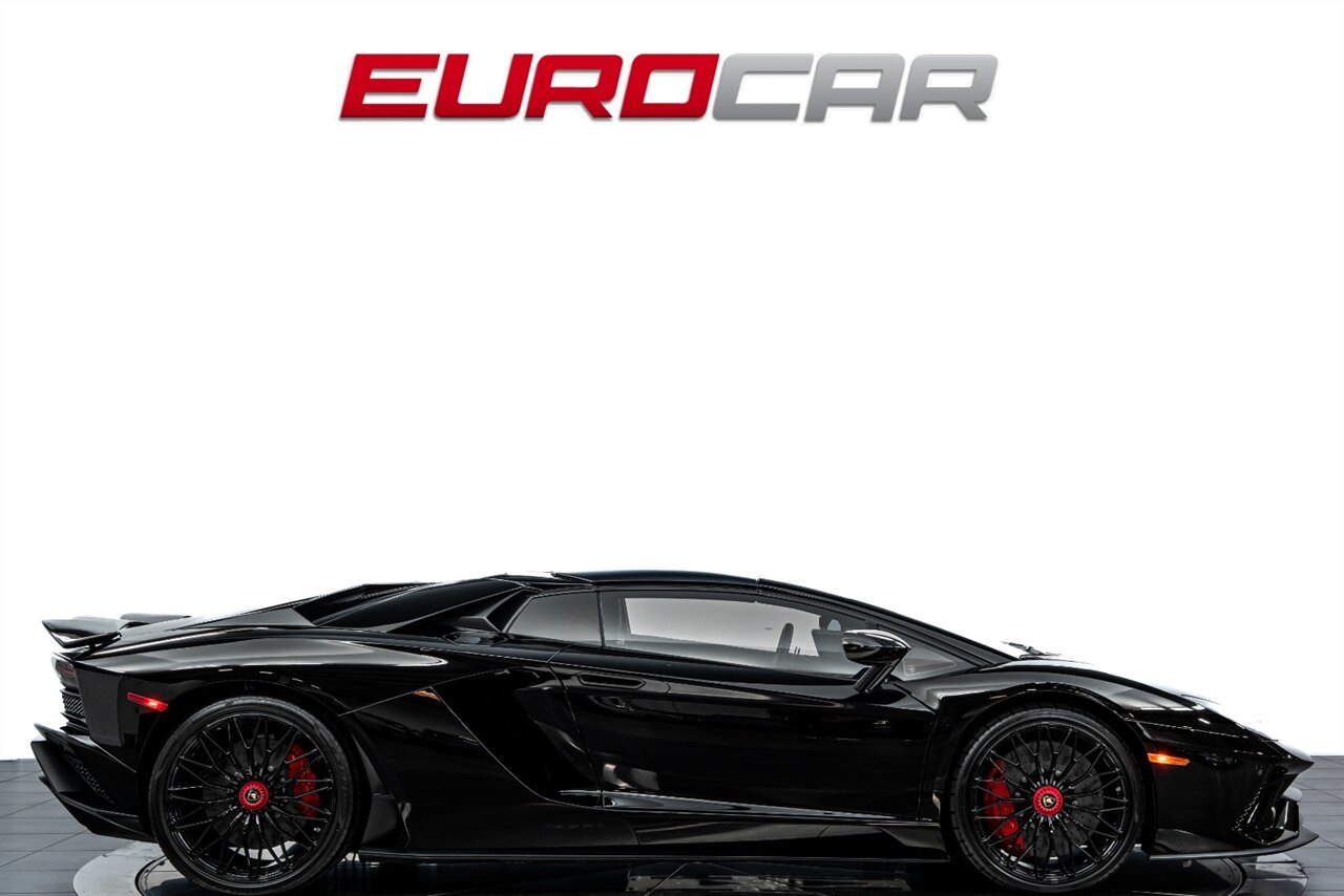 2019 Lamborghini Aventador LP 740-4 S *FORGED WHEELS * STUNNING RED INTERIOR* - Photo 8 - Costa Mesa, CA 92626