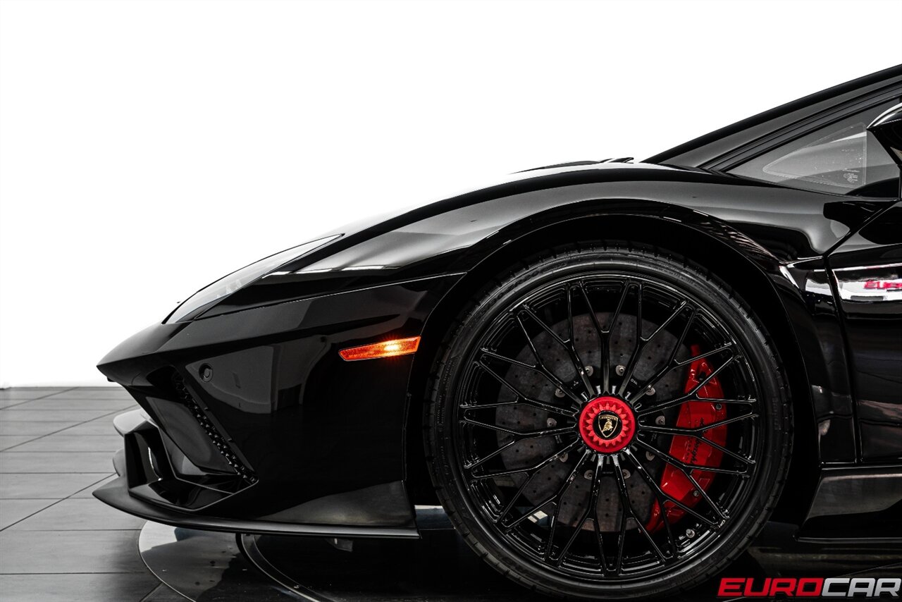 2019 Lamborghini Aventador LP 740-4 S *FORGED WHEELS * STUNNING RED INTERIOR* - Photo 17 - Costa Mesa, CA 92626