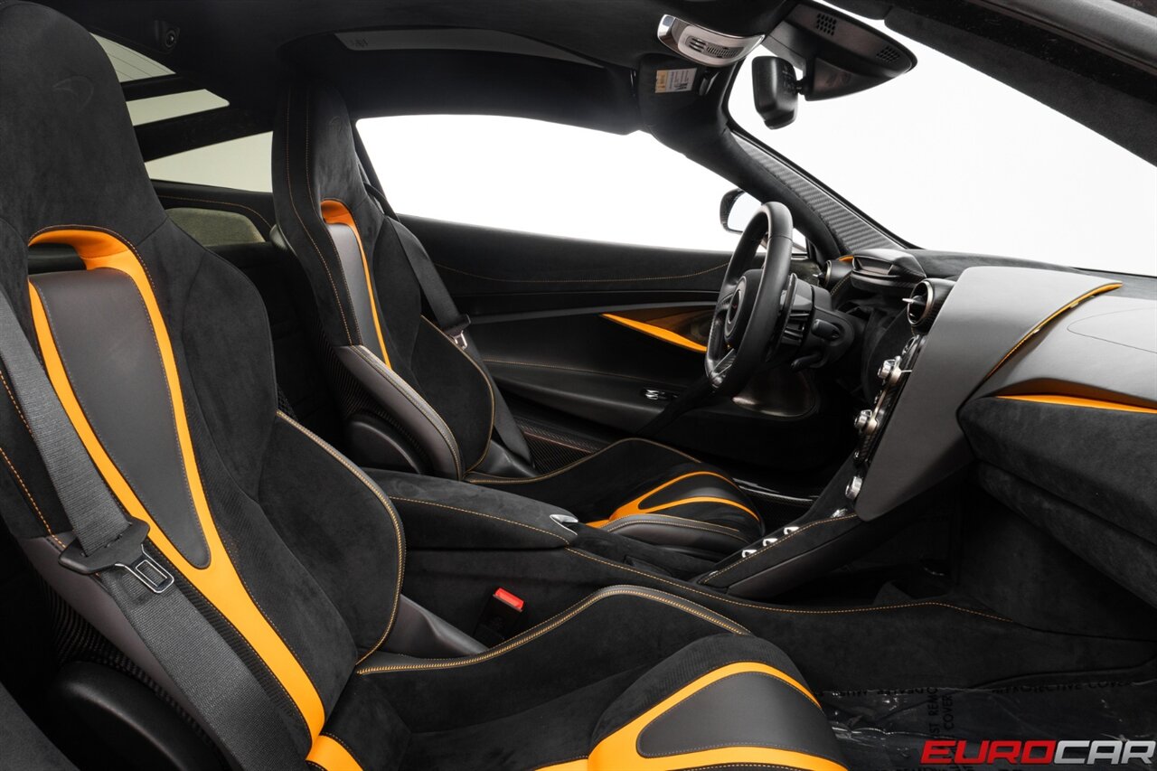 2018 McLaren 720S Performance  *BESPOKE PAINT * MASSIVE CARBON FIBER OPTIONS* - Photo 51 - Costa Mesa, CA 92626