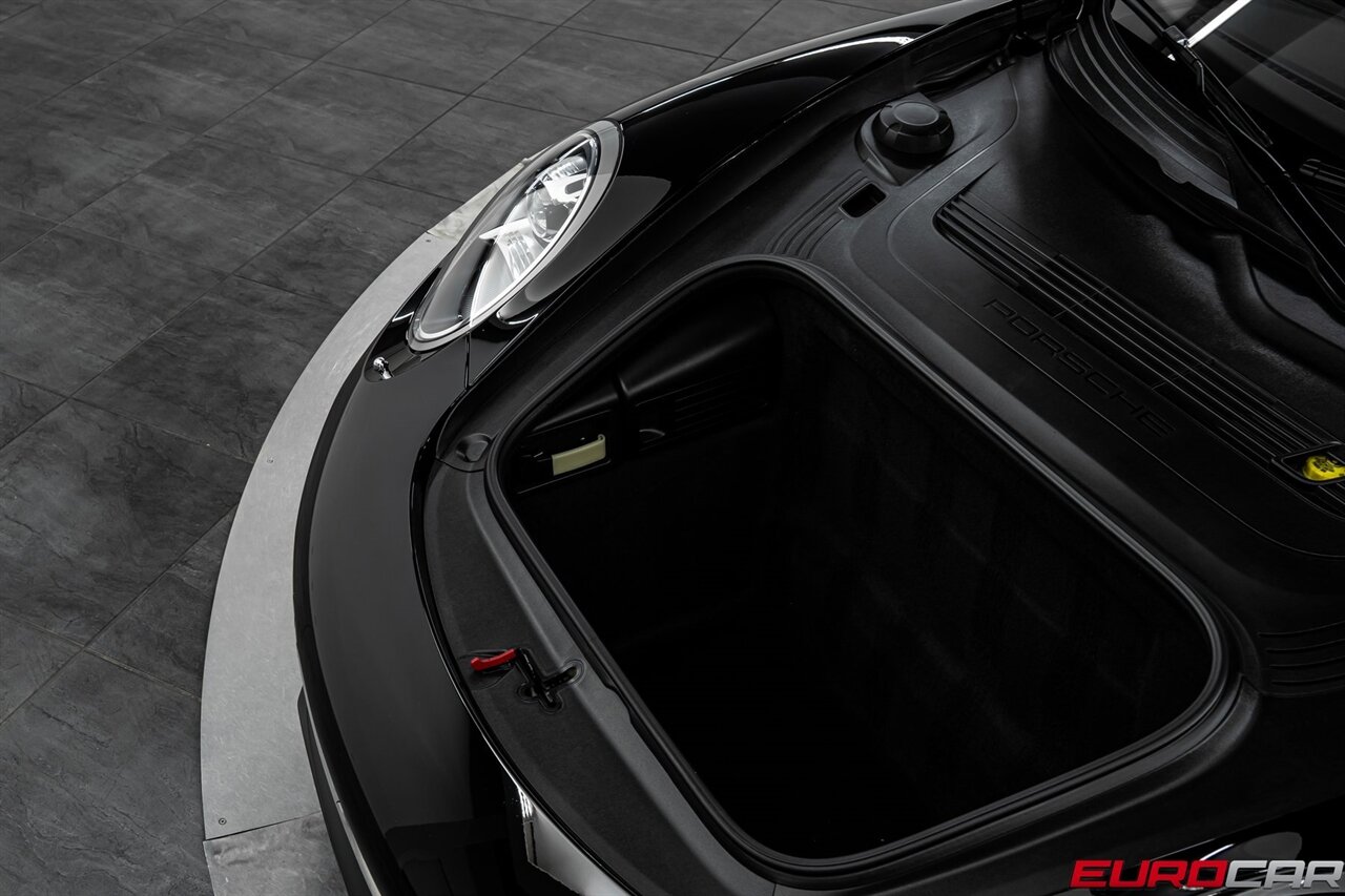 2014 Porsche 911 Carrera *PREMIUM PACKAGE * 14-WAY SPORT SEATS* - Photo 10 - Costa Mesa, CA 92626