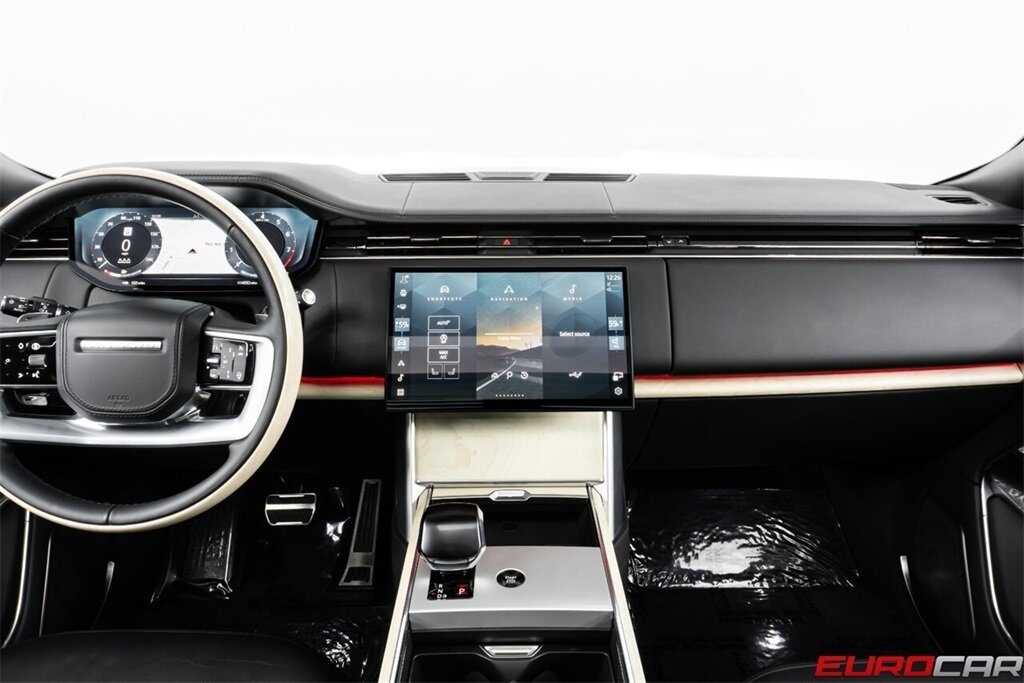 2025 Land Rover Range Rover P615 SV *23 " FORGED WHEELS * EXECUTIVE CLASS REAR SEATS* - Photo 24 - Costa Mesa, CA 92626