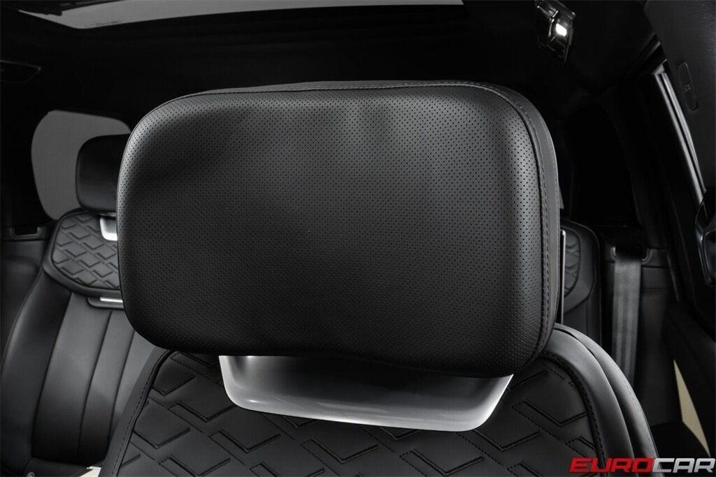 2025 Land Rover Range Rover P615 SV *23 " FORGED WHEELS * EXECUTIVE CLASS REAR SEATS* - Photo 38 - Costa Mesa, CA 92626