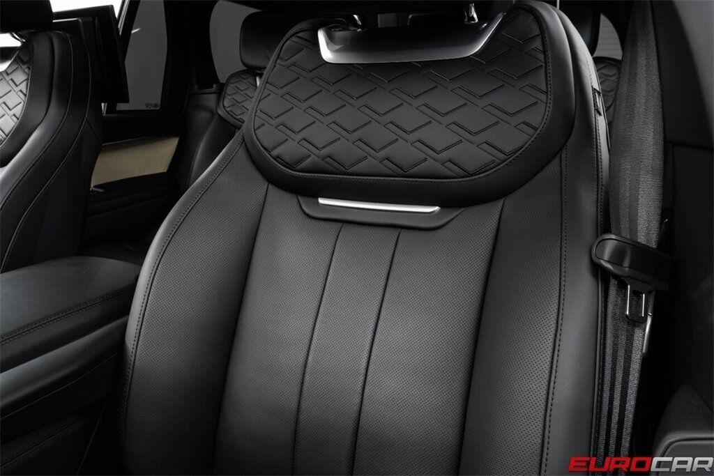 2025 Land Rover Range Rover P615 SV *23 " FORGED WHEELS * EXECUTIVE CLASS REAR SEATS* - Photo 39 - Costa Mesa, CA 92626
