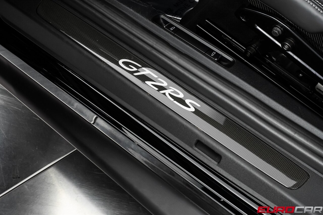 2018 Porsche 911 GT2 RS *WEISSACH PACKAGE * FRONT LIFT*   - Photo 57 - Costa Mesa, CA 92626