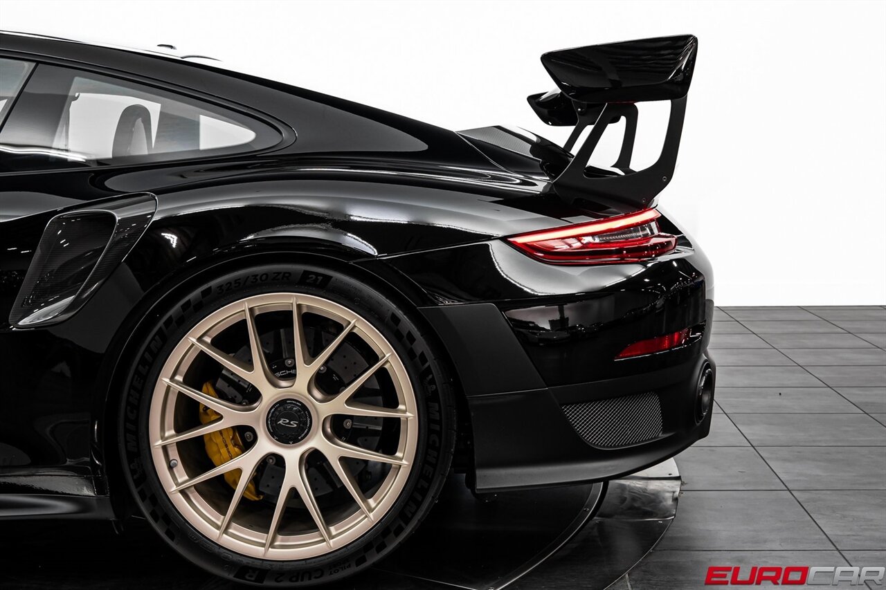 2018 Porsche 911 GT2 RS *WEISSACH PACKAGE * FRONT LIFT*   - Photo 22 - Costa Mesa, CA 92626