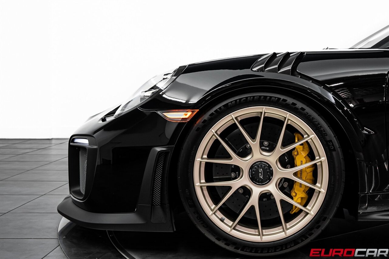 2018 Porsche 911 GT2 RS *WEISSACH PACKAGE * FRONT LIFT*   - Photo 16 - Costa Mesa, CA 92626