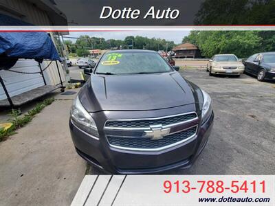 2013 Chevrolet Malibu LS   - Photo 2 - Olathe, KS 66061