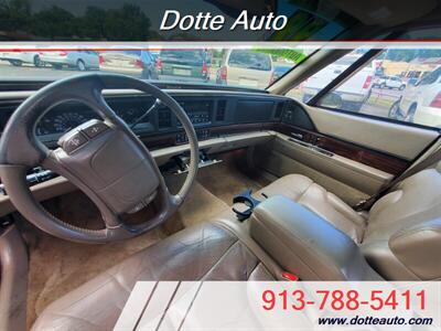 1999 Buick LeSabre Limited   - Photo 4 - Olathe, KS 66061