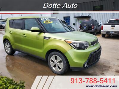 2015 Kia Soul   - Photo 4 - Olathe, KS 66061