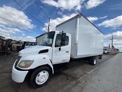 2010 HINO 185   - Photo 1 - Medley, FL 33166